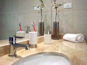 łazienka - blat z marmuru