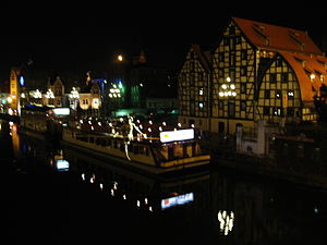 Bydgoszcz nocą